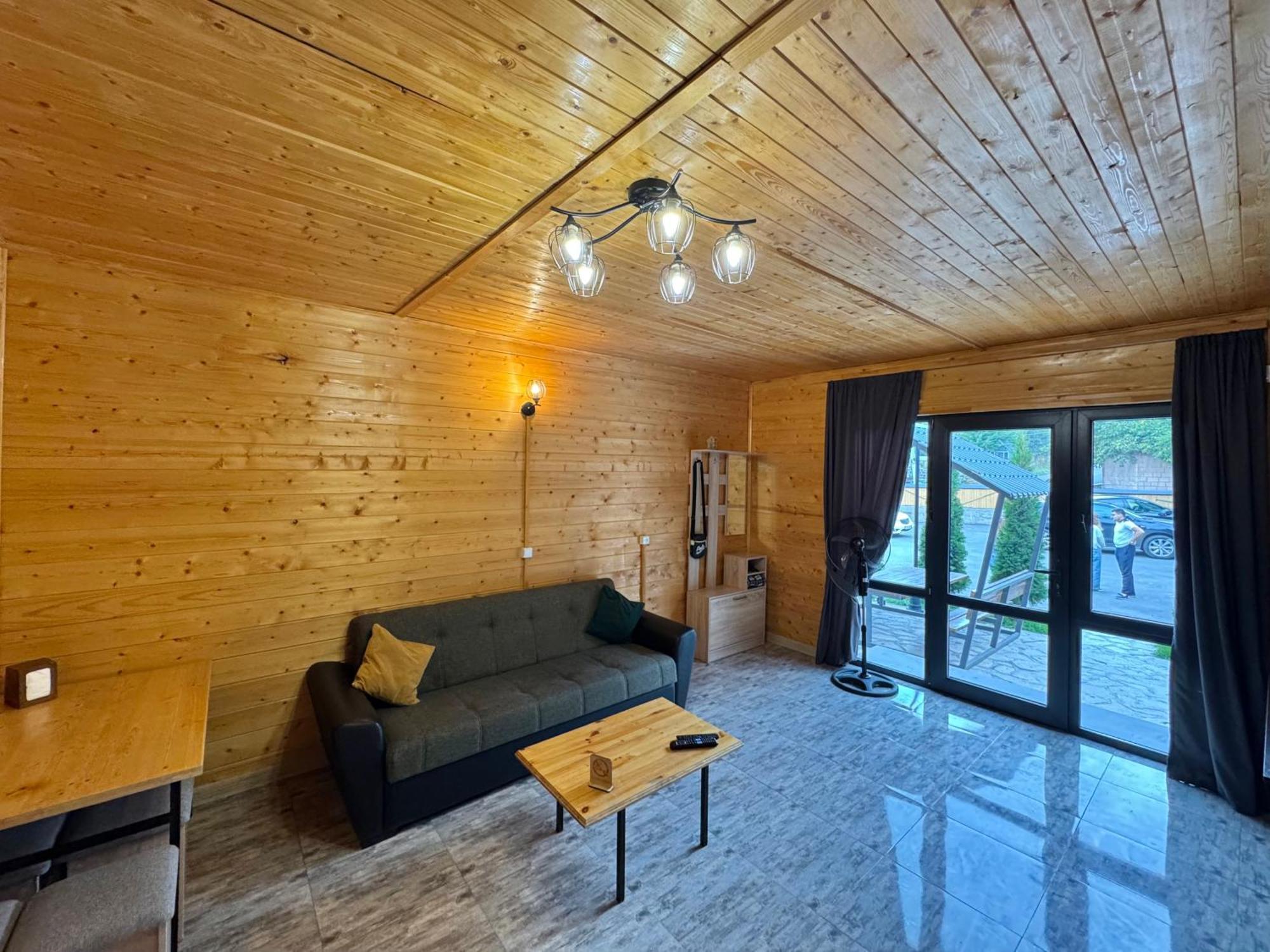 Everest Rest House Tsaghkadzor Ngoại thất bức ảnh